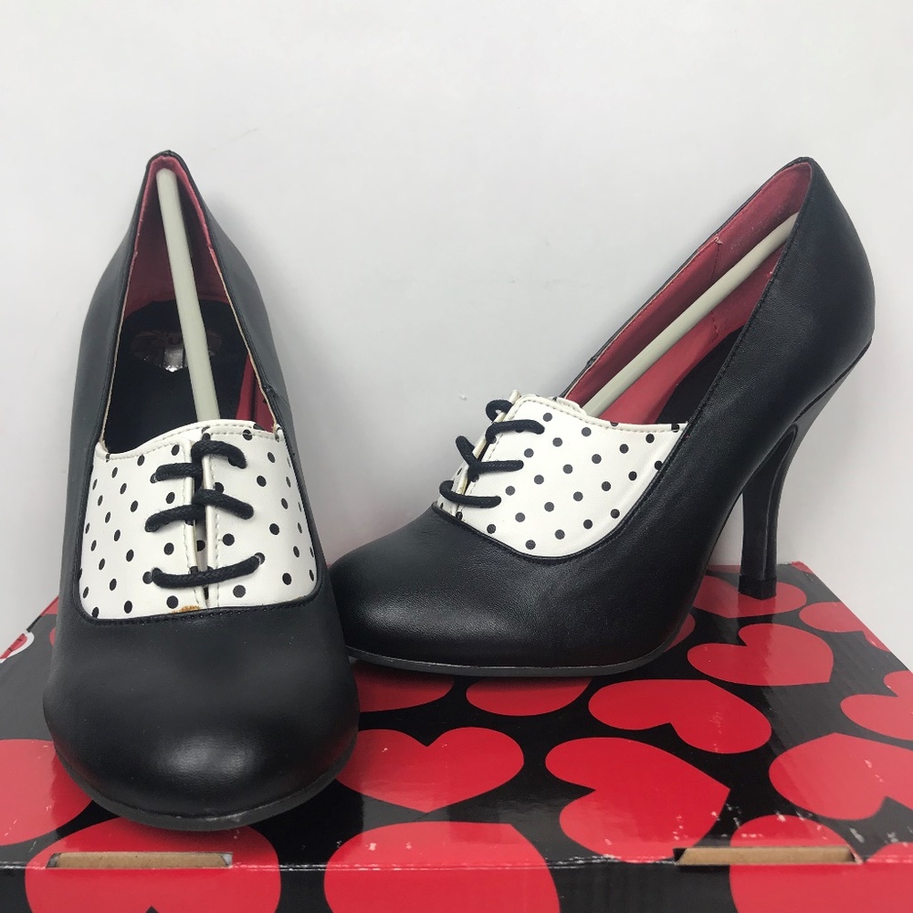 TUK Lace Up Polka Dot Heels NIB Rockbilly - Picture 3 of 6